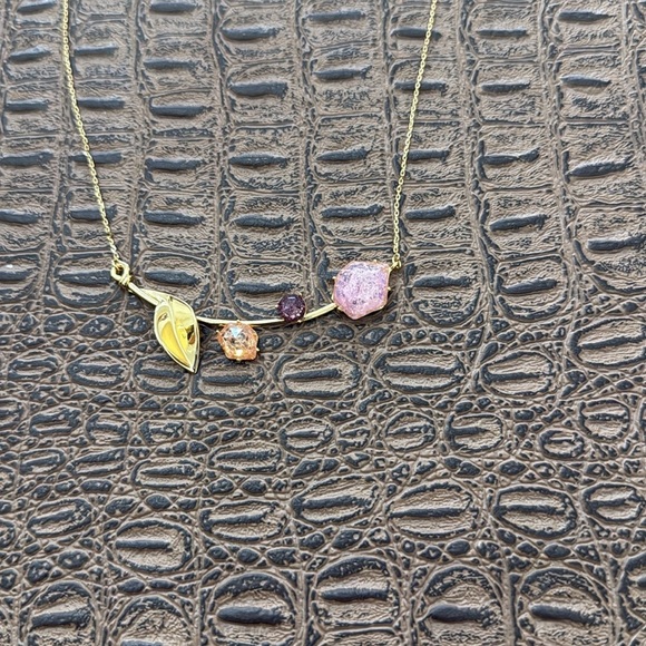 Kate Spade floral facet Gold and Pink Necklace - Picture 3 of 7
